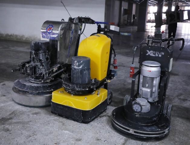 Processo di applicazione del pavimento a base d'acqua di tecnologia di Joaboa che indurisce sistema