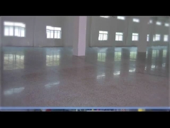 Pavimento liquido a base d'acqua che indurisce sistema