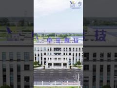 Momenti di formazione dal nostro primo programma per applicatori autorizzati all'estero!